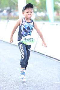 BIB: 2452
                            <button type="button" onclick="openModal(3656705)" class="btn btn-primary btn-sm float-right btn-popup" data-toggle="modal" data-target=".modal-high-quality">
                        <i class="fas fa-shopping-cart"></i> Add to Cart
                    </button>
                                            <button type="button" onclick="isThisMe(3656705, true)" class="btn btn-success btn-sm float-right btn-popup btn-isme hidden" data-toggle="tooltip" data-placement="bottom" title="นี่คือรูปของคุณใช่ไหม คลิกที่นี่เพื่อเอาเข้าอัลบั้ม">
                        <i class="fas fa-plus"></i> Add to album
                    </button>
                    <button type="button" onclick="isThisMe(3656705, false)" class="btn btn-warning btn-sm float-right btn-popup btn-isnotme hidden">
                        <i class="fas fa-ban"></i> Remove from album
                    </button>